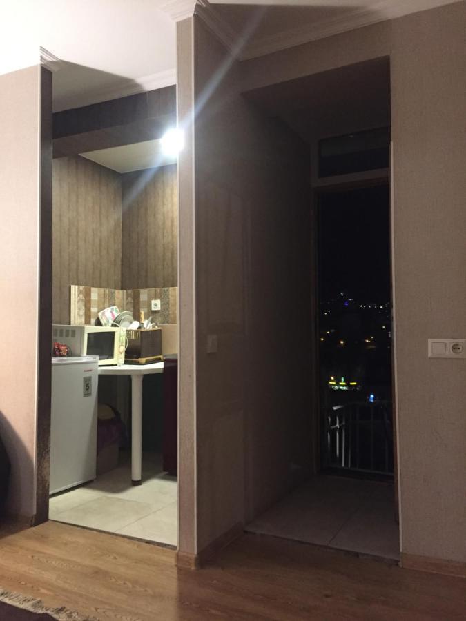 Lukyhome Tbilisi Exteriör bild